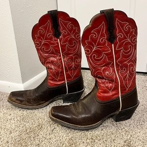 Ariat red & dark brown leather Round Up Square Toe Western Boot